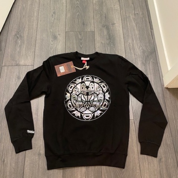 Mitchell & Ness Vancouver Grizzlies Iridescent Totem Black Silver Crewneck NWT - Picture 1 of 7